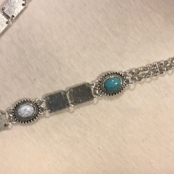 Beautiful Boho Style Necklace - Picture 5 of 6